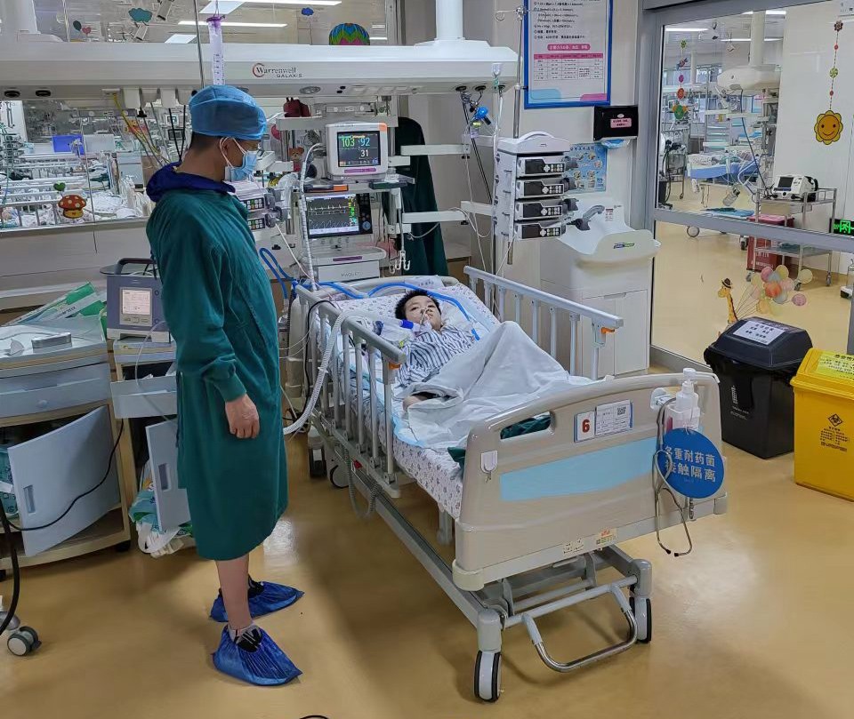 仁化县跨省救护车出租公司